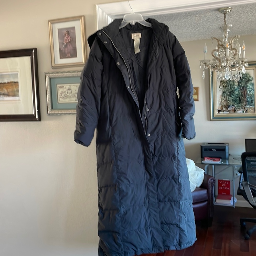 Black down coat by L.L Bean size L